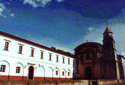 Ex-Colegio Jesuita y Templo de la Compañía en Pátzcuaro, Mich.
