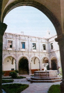 Antiguo Colegio de San Ignacio y San Francisco Xavier.